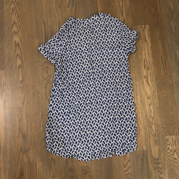 H&M boho v-neck blue leaf mini dress Sz 8 EUC - Picture 3 of 4
